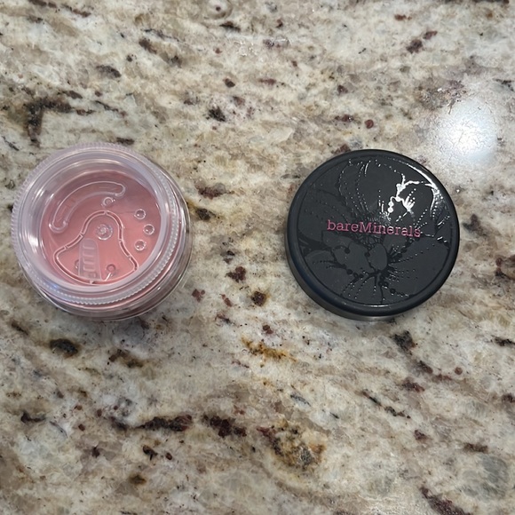 NWT Bare Minerals Blush - Picture 3 of 3